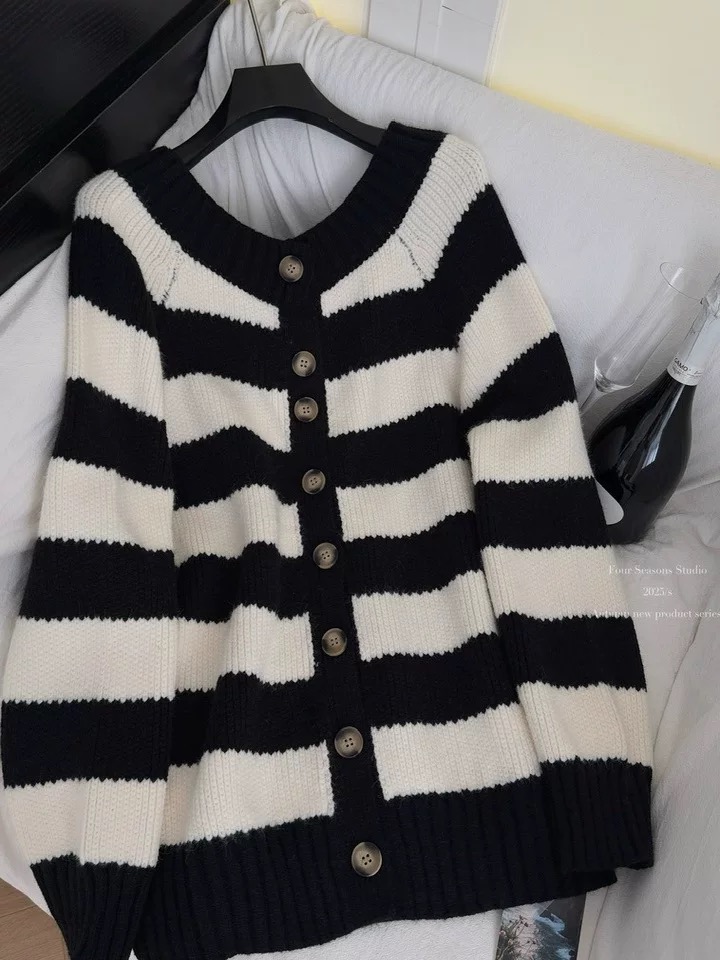 Kalli sweater KS136 images